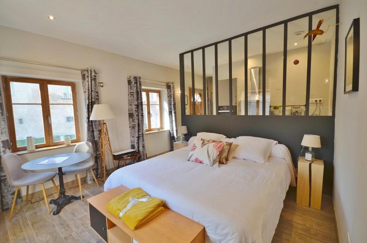 Chambres D'Hotes Chateau De Grunstein Stotzheim ภายนอก รูปภาพ